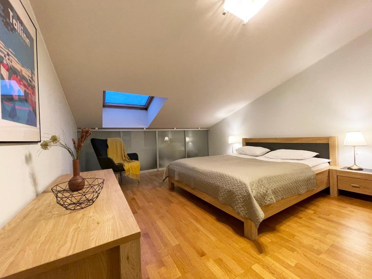 Old Town - Oleviste Apartment ทาลลินน์ ภายนอก รูปภาพ